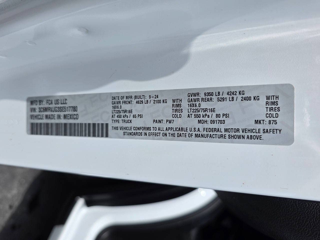 Used 2025 RAM ProMaster 3500 w/ Convenience Group FWD image 22