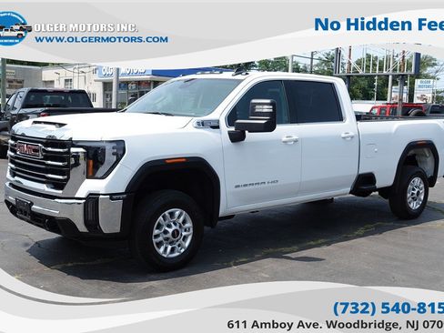 Used 2024 GMC Sierra 2500 SLE w/ SLE Value Package AWD/4WD image 1