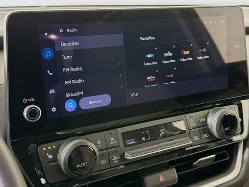 Certified 2025 Toyota Grand Highlander FWD image 15