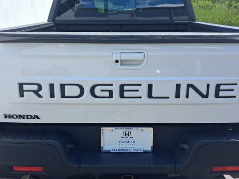 Used 2025 Honda Ridgeline Black Edition image 24