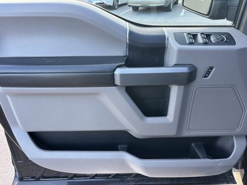 Used 2018 Ford F150 XLT image 6