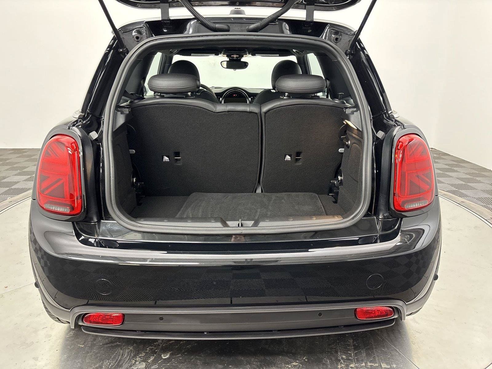 Used 2023 MINI Cooper SE FWD image 21