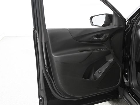 Certified 2023 Chevrolet Equinox LT image 4