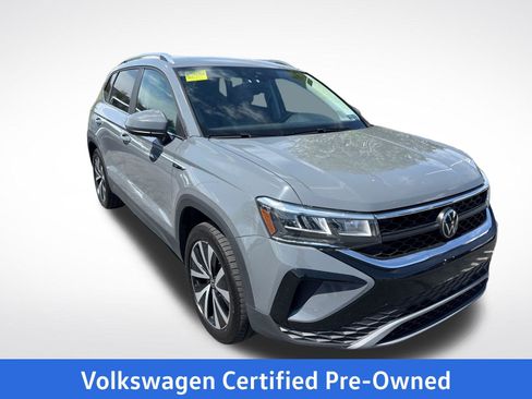 Certified 2023 Volkswagen Taos SE AWD/4WD image 8