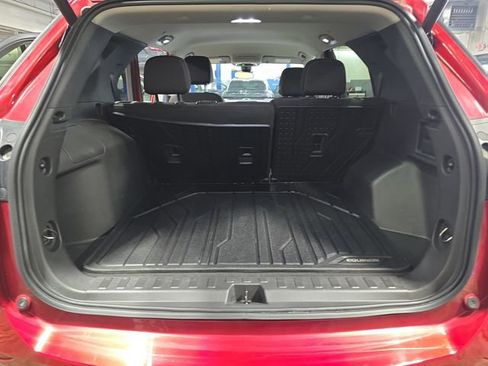 Used 2024 Chevrolet Equinox LT w/ LPO, Floor Liner Package image 15