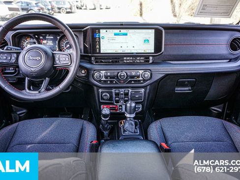 Used 2024 Jeep Wrangler Unlimited Rubicon image 25