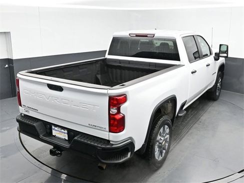Used 2024 Chevrolet Silverado 2500 Custom w/ Custom Value Package image 34