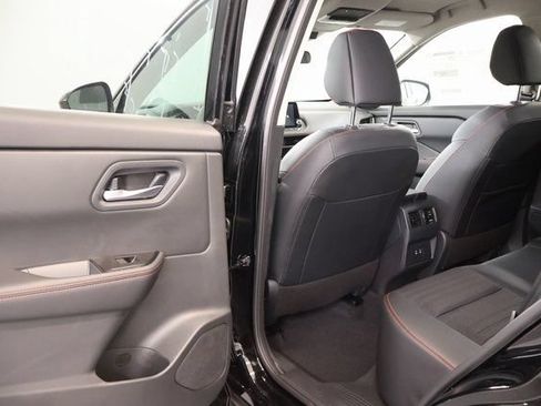 New 2026 Nissan Rogue SV AWD/4WD image 27