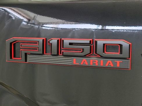 Used 2020 Ford F150 Lariat w/ Equipment Group 502A Luxury AWD/4WD image 37
