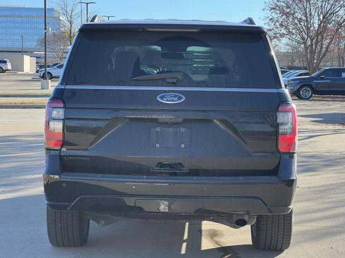 Used 2021 Ford Expedition Limited image 8