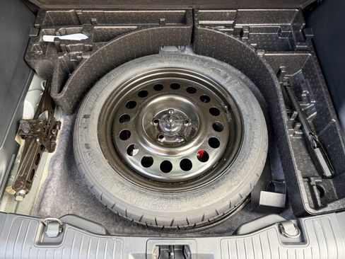 Used 2022 Ford Escape SEL w/ Technology Package image 27