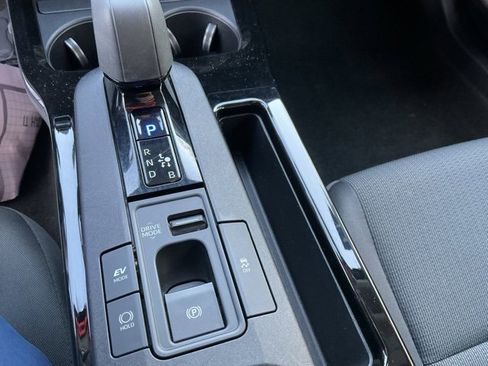 Used 2023 Toyota Prius LE image 21