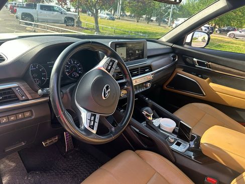 Used 2020 Kia Telluride SX w/ Towing Package image 21