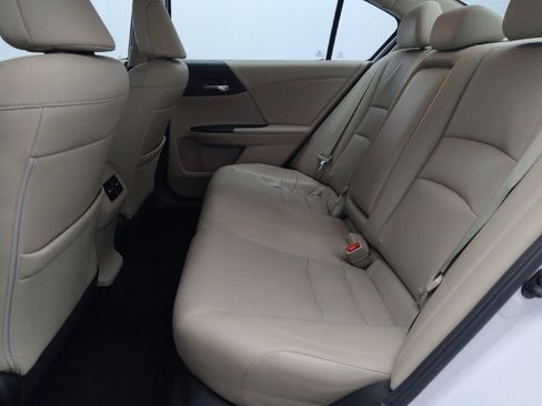 Used 2016 Honda Accord EX-L image 18