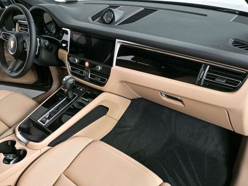New 2026 Porsche Macan Turbo AWD/4WD image 23