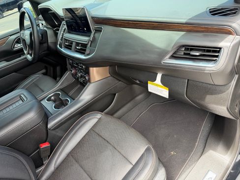 Used 2024 Chevrolet Tahoe High Country w/ Advanced Technology Package AWD/4WD image 11