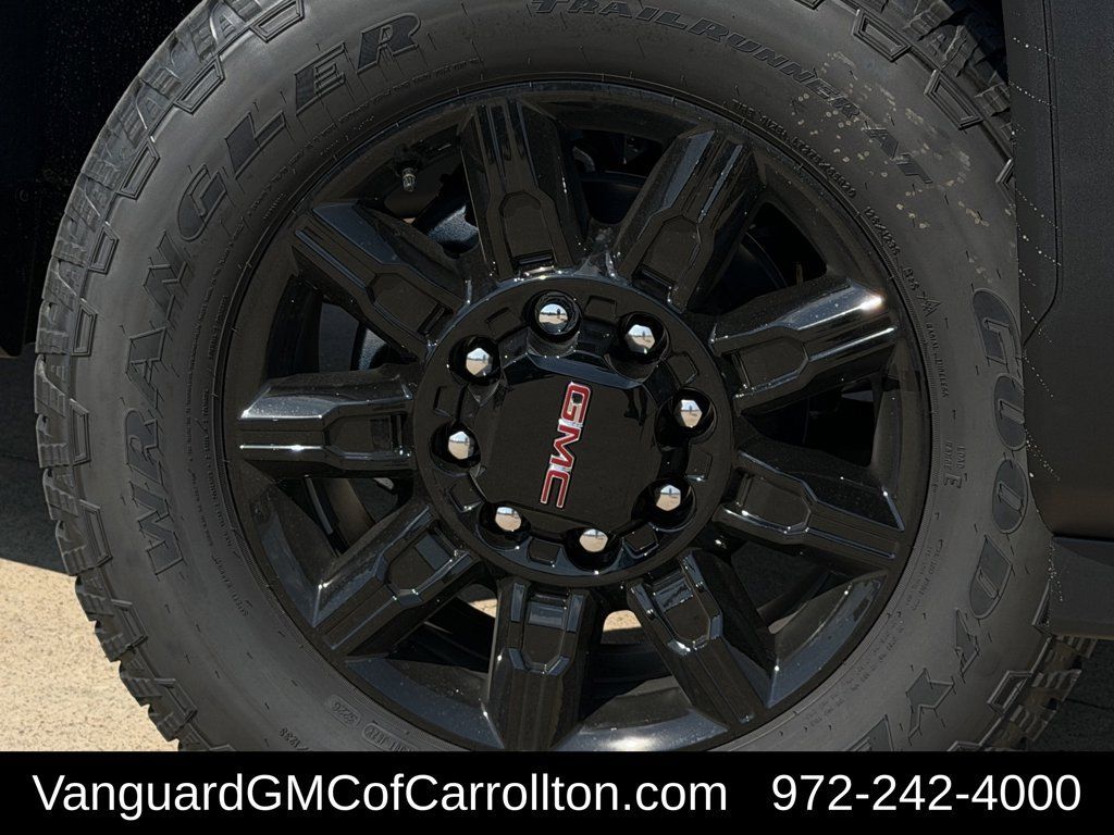 New 2026 GMC Sierra 2500 AT4 w/ AT4 Premium Plus Package AWD/4WD image 9