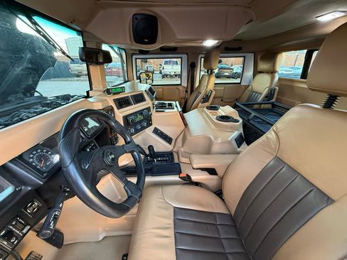 Used 2001 HUMMER H1 4-Door Hard Top image 37