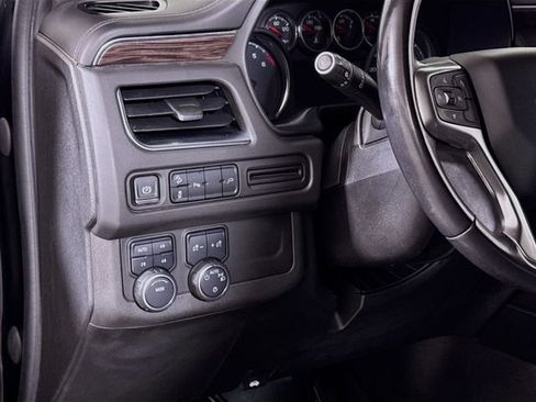 Used 2021 Chevrolet Tahoe Z71 w/ Rear Media and Nav Package AWD/4WD image 8