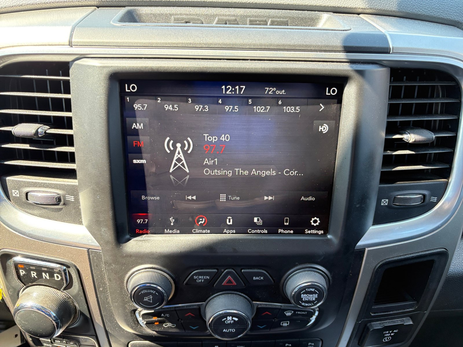 Used 2018 RAM 1500 Lone Star AWD/4WD image 15