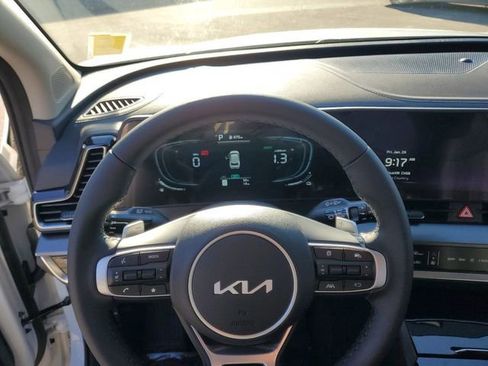 New 2025 Kia Sportage EX w/ EX Premium Package image 13