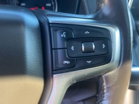 Used 2021 Chevrolet Suburban Z71 w/ Luxury Package image 18