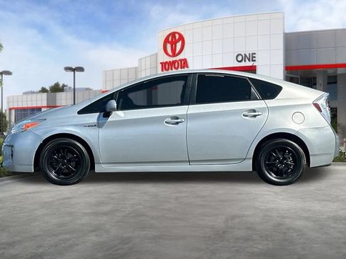 Used 2013 Toyota Prius Two FWD image 8