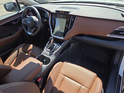 Used 2025 Subaru Outback Touring XT image 17