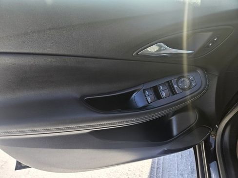 Certified 2023 Buick Encore GX Preferred w/ Cold Weather Comfort Package image 17