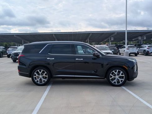 Used 2022 Hyundai Palisade SEL w/ 8P Bench Seat Package AWD/4WD image 6
