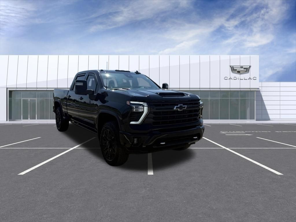 Used 2026 Chevrolet Silverado 2500 High Country w/ Midnight Edition AWD/4WD image 1