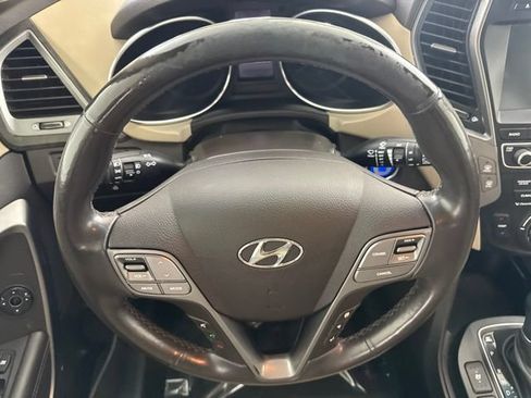 Used 2017 Hyundai Santa Fe Sport FWD image 23