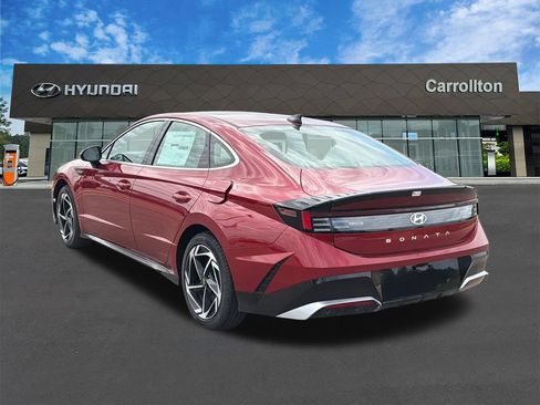 New 2026 Hyundai Sonata SEL FWD image 8