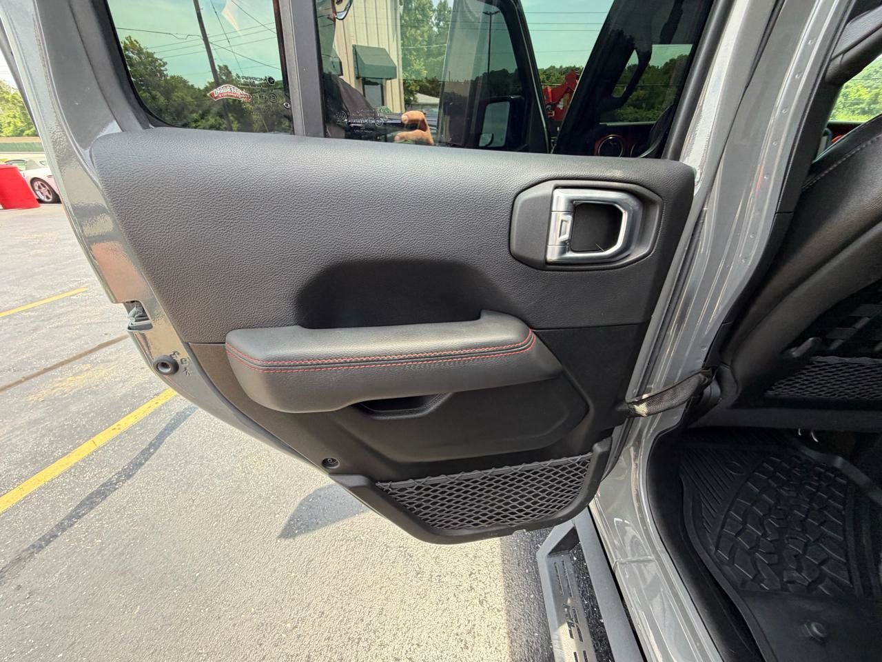 Used 2021 Jeep Gladiator Rubicon AWD/4WD image 36