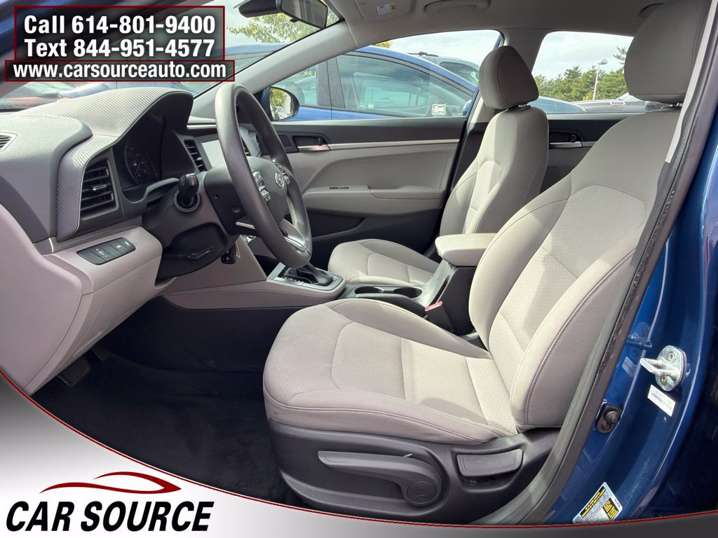 Used 2020 Hyundai Elantra SE FWD image 11