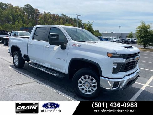 Used 2024 Chevrolet Silverado 2500 LT AWD/4WD image 1