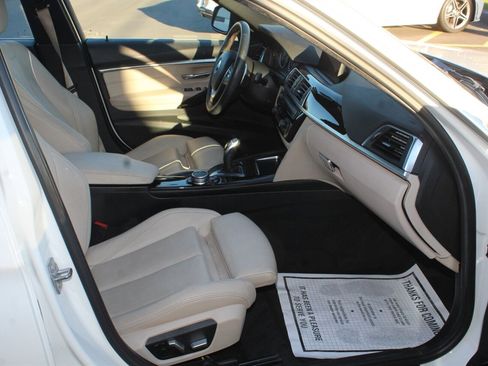 Used 2017 BMW 330i xDrive Sedan image 13