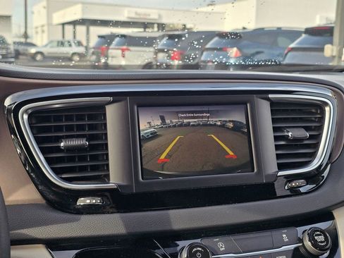 Used 2023 Chrysler Voyager LX FWD image 29