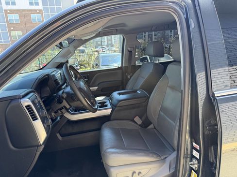 Used 2018 Chevrolet Silverado 1500 LTZ Z71 w/ LTZ Plus Package image 10