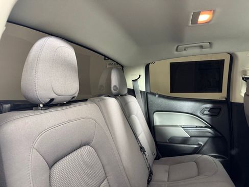 Used 2022 Chevrolet Colorado W/T w/ Custom Special Edition image 37