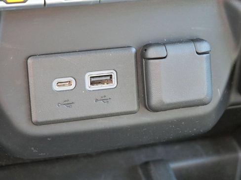 Used 2020 Chevrolet Silverado 1500 LTZ w/ LTZ Premium Package image 43