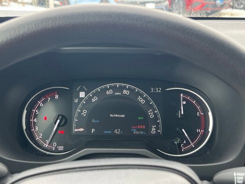 Used 2024 Toyota RAV4 XLE image 28