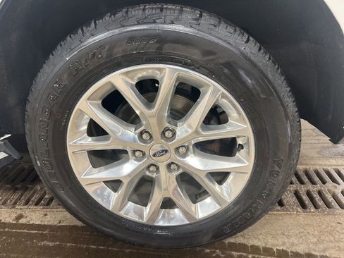 Used 2021 Ford Expedition XLT AWD/4WD image 38