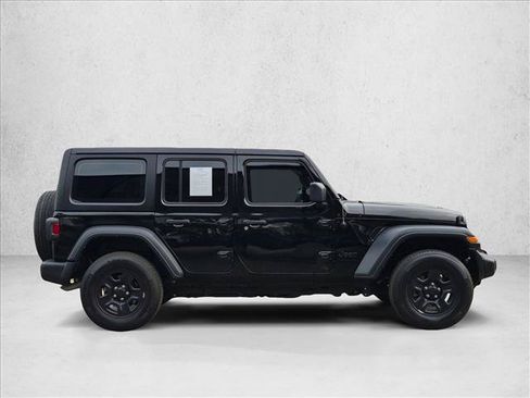 Used 2023 Jeep Wrangler Unlimited Sport AWD/4WD image 4