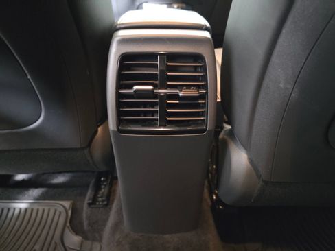 Used 2024 Kia Niro EX w/ EX Cold Weather Package FWD image 24