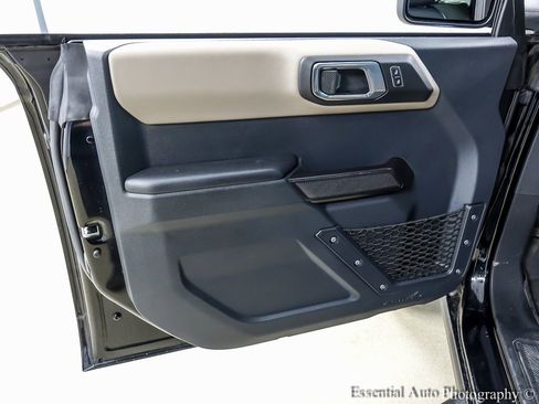 Used 2024 Ford Bronco Wildtrak image 21