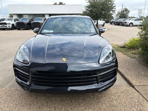 Used 2019 Porsche Cayenne AWD/4WD image 2