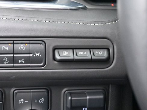 Used 2024 GMC Yukon Denali Ultimate image 26