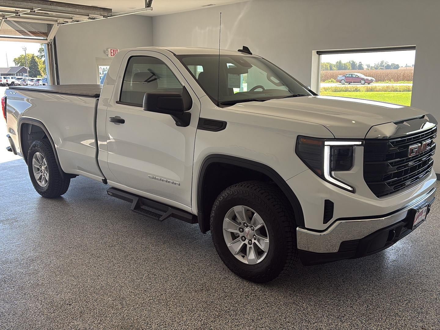 Used 2025 GMC Sierra 1500 Pro w/ Pro Value Package AWD/4WD image 5