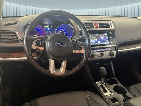 Used 2017 Subaru Outback 2.5i Limited AWD/4WD image 13